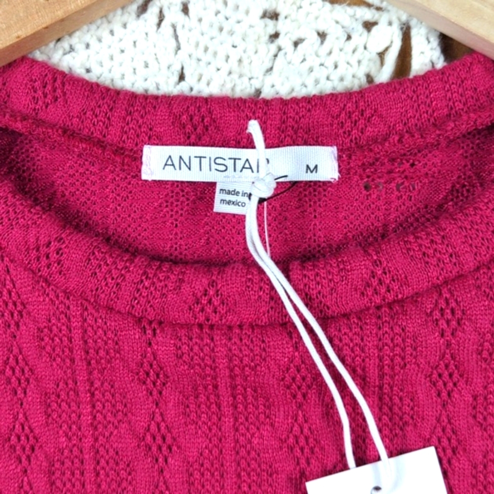 NWT Raspberry Pink Cropped Cable Knit Sweater - Picture 3 of 9
